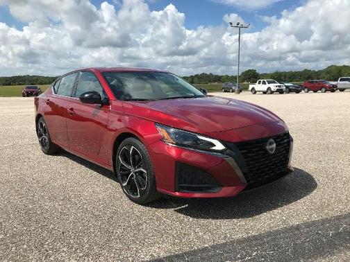 2024 Nissan Altima 2.5 SR