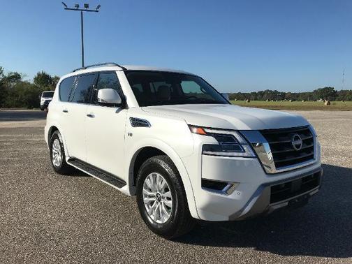 2022 Nissan Armada SV
