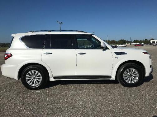 2022 Nissan Armada SV