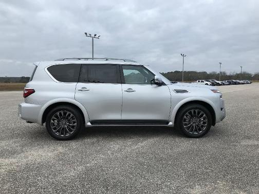 2024 Nissan Armada Platinum
