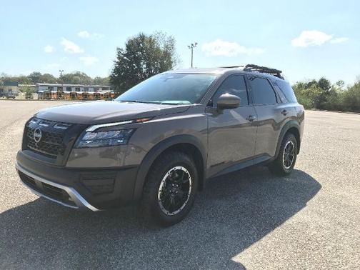 2025 Nissan Pathfinder Rock Creek