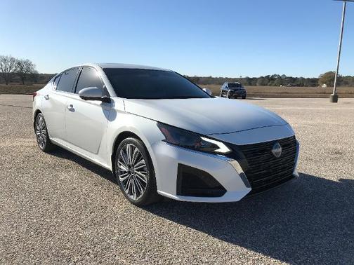 2024 Nissan Altima 2.5 SL