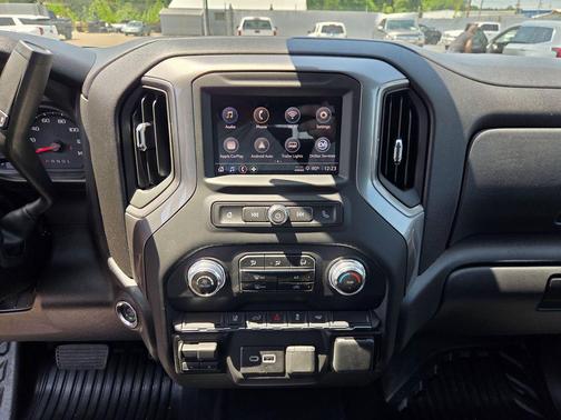 Summit White 2026 GMC Sierra 2500 Pro