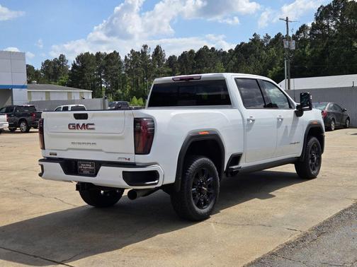 Summit White 2026 GMC Sierra 2500 AT4