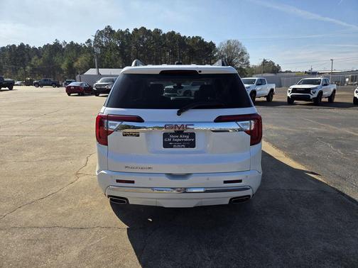 2020 GMC Acadia Denali