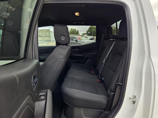 Summit White 2026 GMC Canyon Elevation