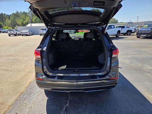 2022 Chevrolet Equinox FWD RS