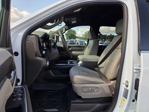 2026 GMC Sierra 2500 SLT