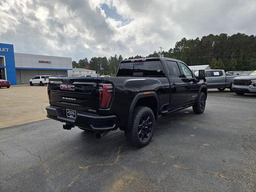 2026 GMC Sierra 2500 AT4