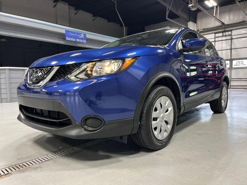Caspian Blue 2018 Nissan Rogue Sport S