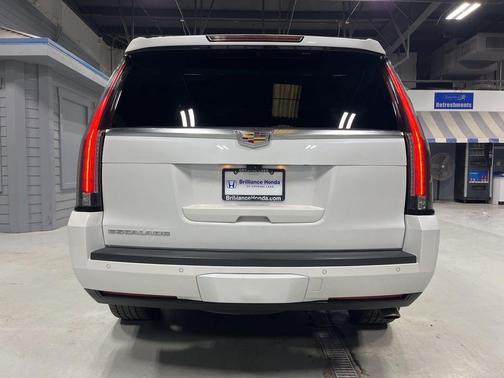 2017 Cadillac Escalade Premium Luxury