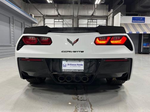 Arctic White 2016 Chevrolet Corvette Stingray