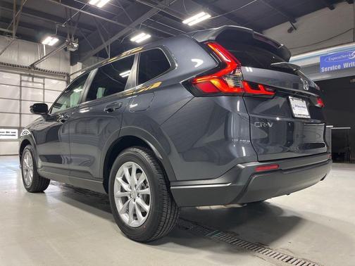 Meteorite Gray Metallic 2026 Honda CR-V EX