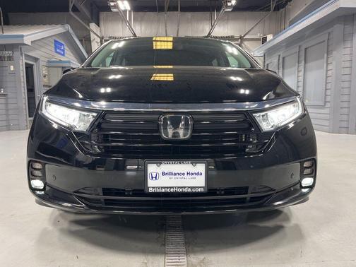 Crystal Black Pearl 2023 Honda Odyssey Touring