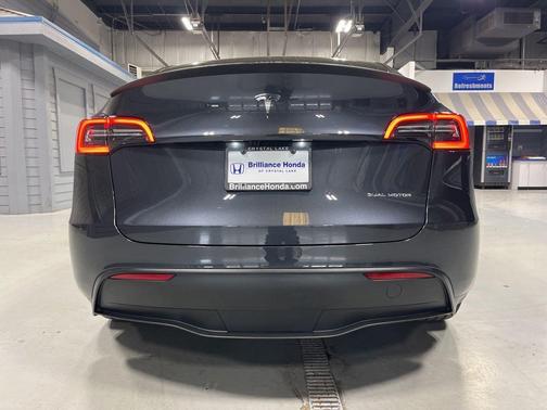 Stealth Gray 2025 Tesla Model Y Performance