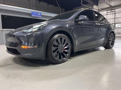 Stealth Gray 2025 Tesla Model Y Performance