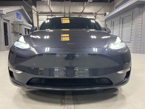 Stealth Gray 2025 Tesla Model Y Performance