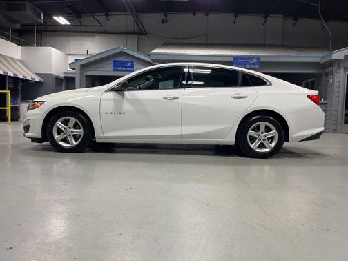 Summit White 2020 Chevrolet Malibu 1LS