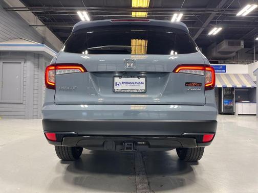 Sonic Gray Pearl 2022 Honda Pilot TrailSport