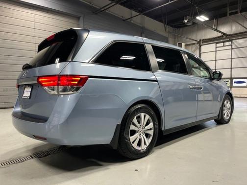 Blue 2014 Honda Odyssey EX-L
