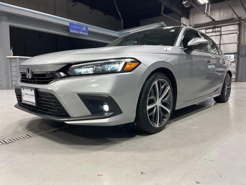 Lunar Silver Metallic 2024 Honda Civic Touring