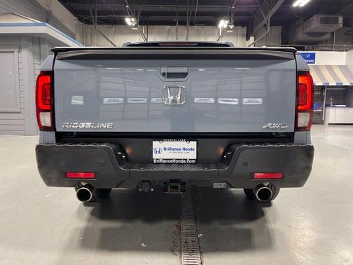 Sonic Gray Pearl 2023 Honda Ridgeline RTL-E