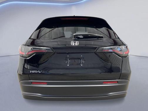 Crystal Black 2027 Honda HR-V LX