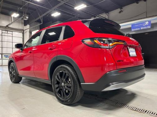 Milano Red 2026 Honda HR-V Sport