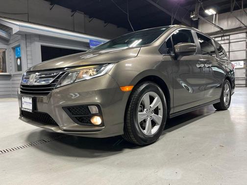 Pacific Pewter Metallic 2018 Honda Odyssey EX-L