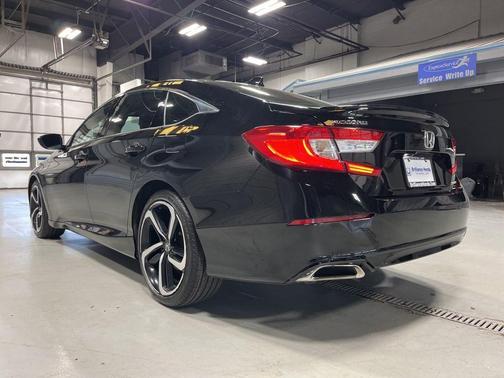Crystal Black Pearl 2019 Honda Accord Sport