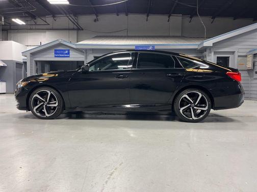 Crystal Black Pearl 2019 Honda Accord Sport