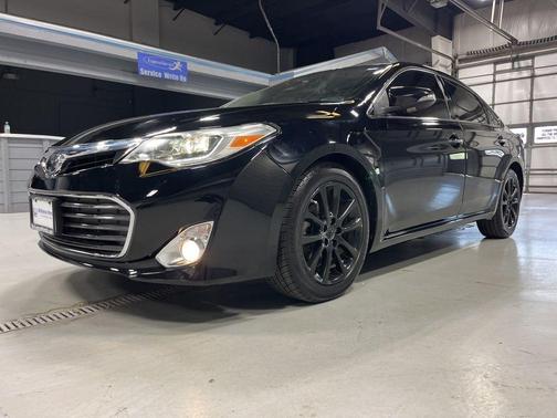 Attitude Black Metallic 2013 Toyota Avalon Limited