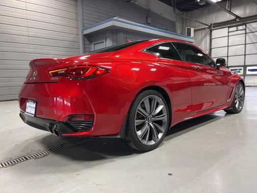 2018 INFINITI Q60 3.0t Red Sport 400