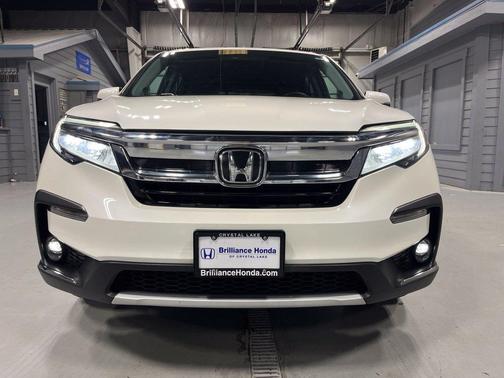 White Diamond Pearl 2019 Honda Pilot Elite