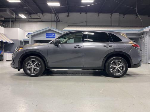 Modern Steel Metallic 2024 Honda HR-V EX-L