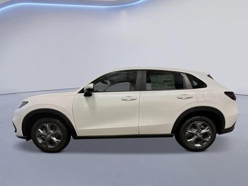 Platinum White 2027 Honda HR-V LX