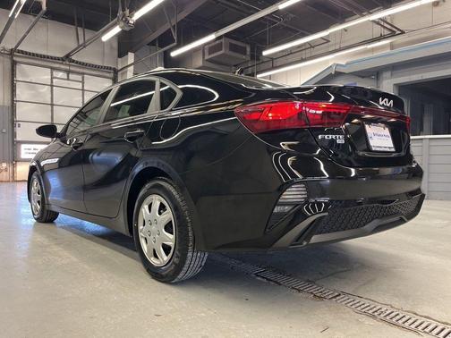 2023 Kia Forte LX