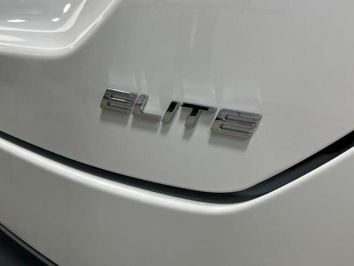 Platinum White 2026 Honda Pilot Elite