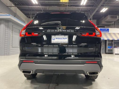 Crystal Black Pearl 2026 Honda CR-V Hybrid Sport Touring