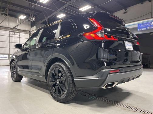 Crystal Black Pearl 2026 Honda CR-V Hybrid Sport Touring