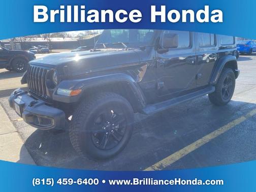 Black Clearcoat 2021 Jeep Wrangler Unlimited Sahara Altitude