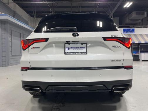 Platinum White Pearl 2022 Acura MDX A-Spec