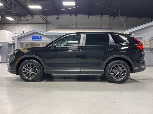 Crystal Black Pearl 2026 Honda CR-V EX-L