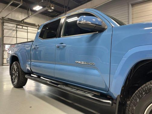 Cavalry Blue 2019 Toyota Tacoma TRD Sport