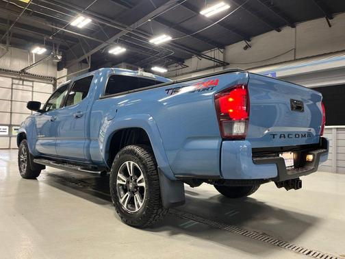 Cavalry Blue 2019 Toyota Tacoma TRD Sport