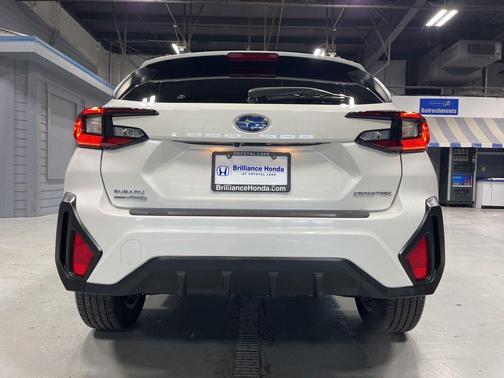 Crystal White Pearl 2024 Subaru Crosstrek Premium