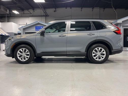 Urban Gray Pearl 2023 Honda CR-V LX