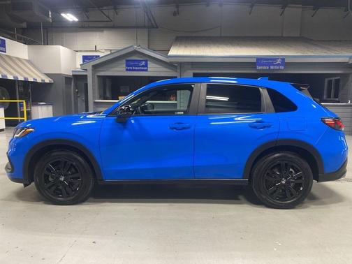 Boost Blue Pearl 2026 Honda HR-V Sport
