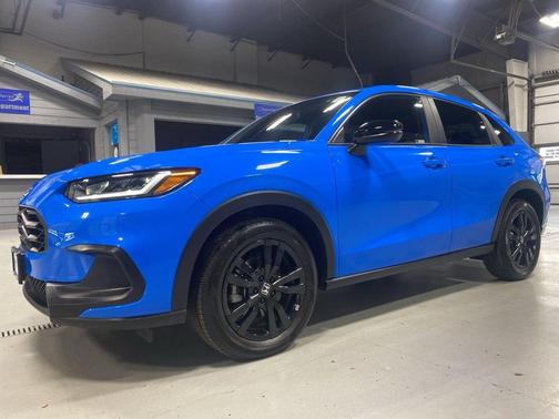 Boost Blue Pearl 2026 Honda HR-V Sport