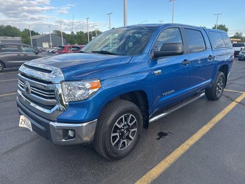 Blazing Blue Pearl 2016 Toyota Tundra SR5